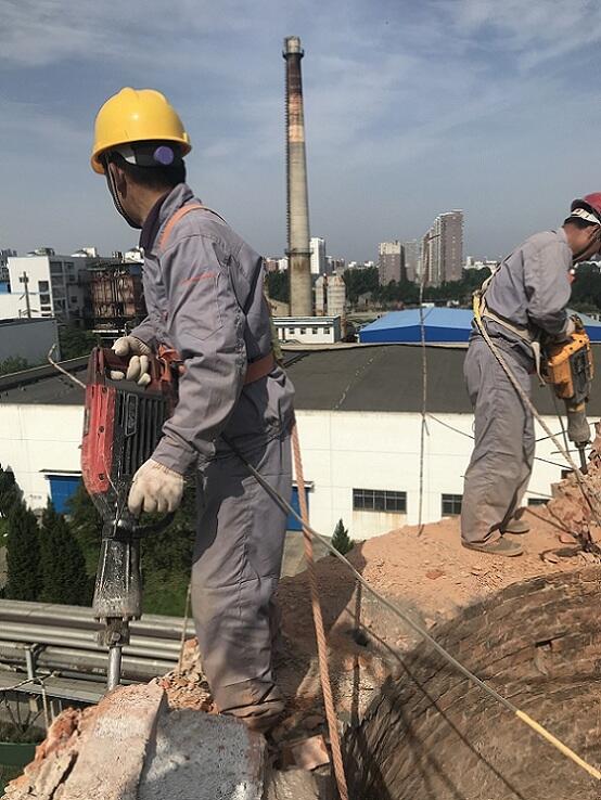 荆州烟囱人工拆除与机械拆除技术全解析 专业施工与安全实战指南